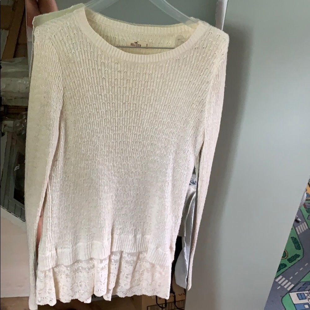 Soft sweater with lace trim